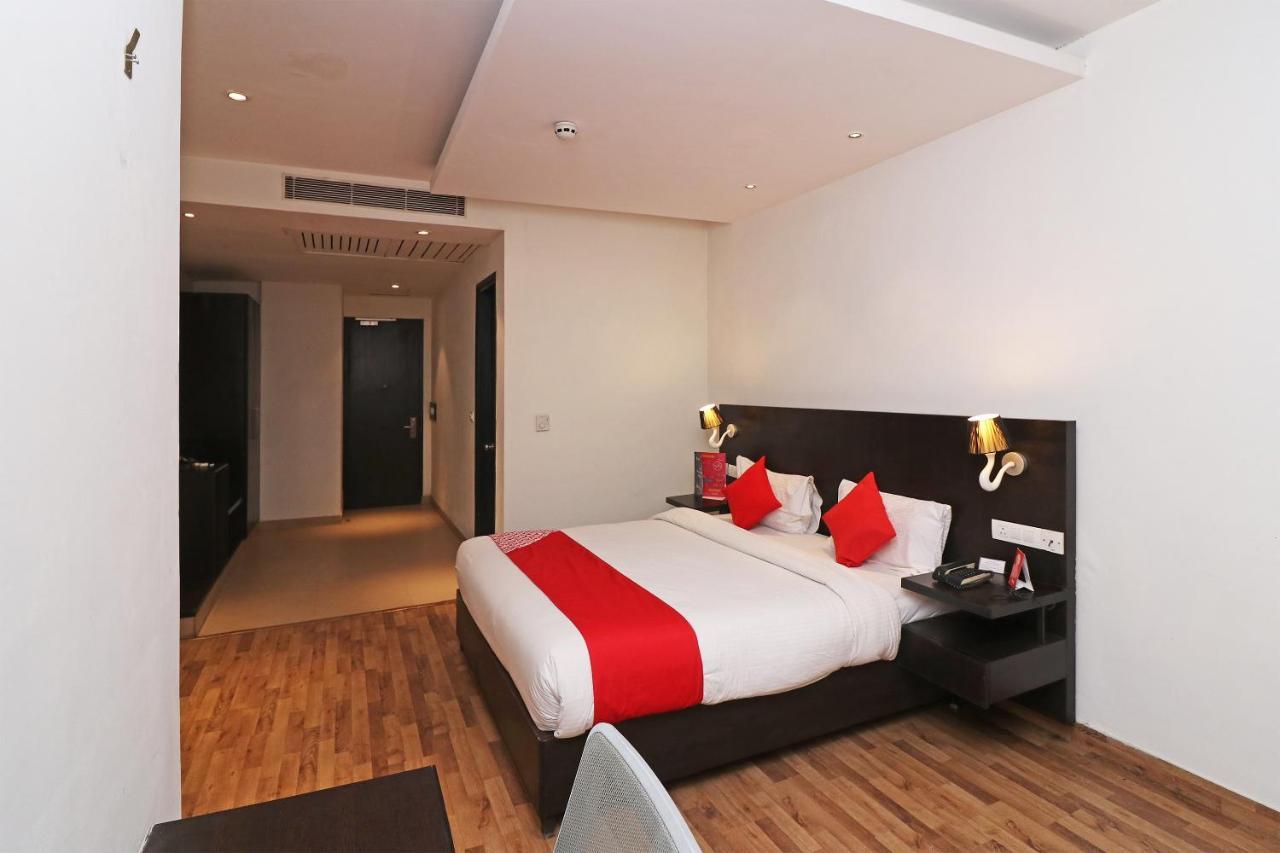 Capital O 19296 Joy Inn & Suites Bhiwadi Exterior photo
