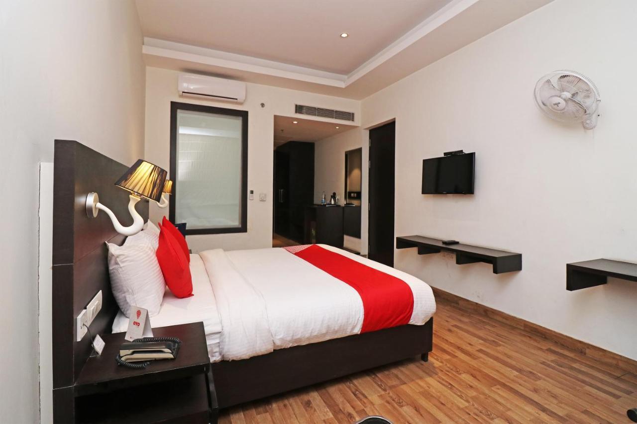 Capital O 19296 Joy Inn & Suites Bhiwadi Exterior photo
