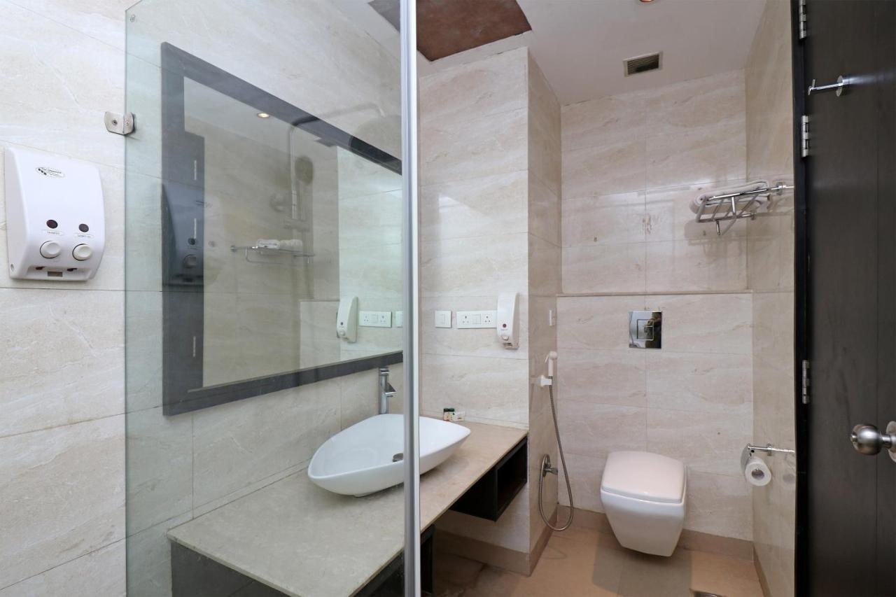 Capital O 19296 Joy Inn & Suites Bhiwadi Exterior photo